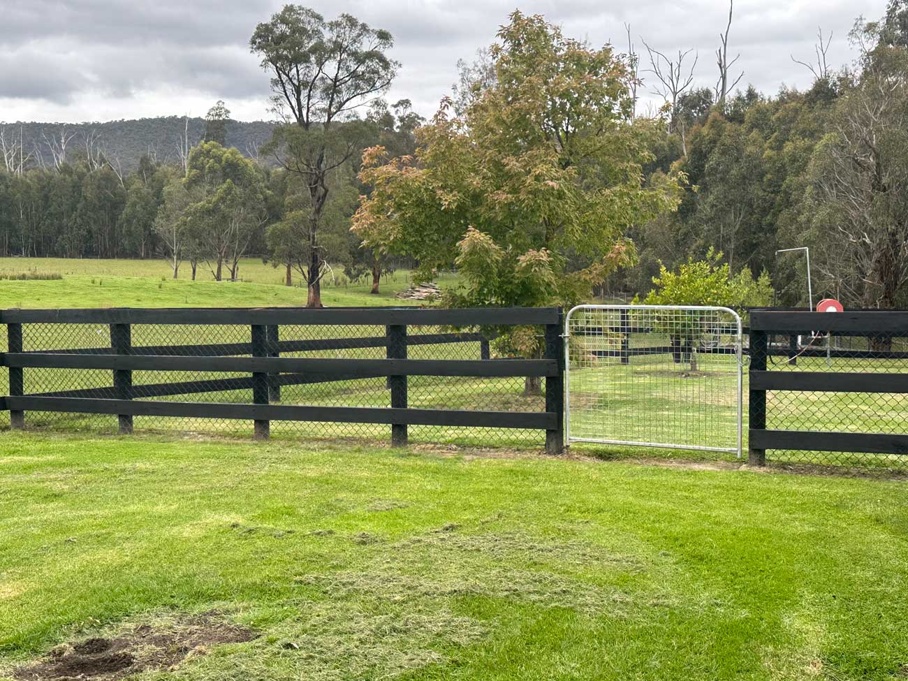 farm fencing victoria